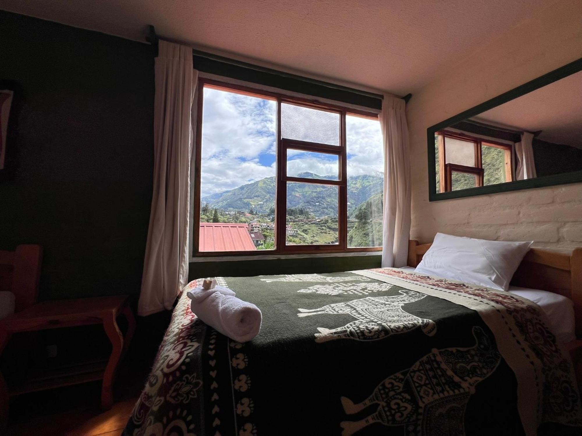 באניוס La Casa Verde Eco Guest House חדר תמונה