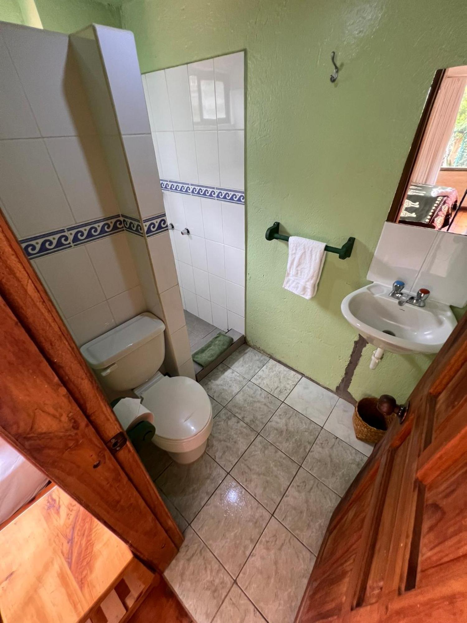 באניוס La Casa Verde Eco Guest House חדר תמונה