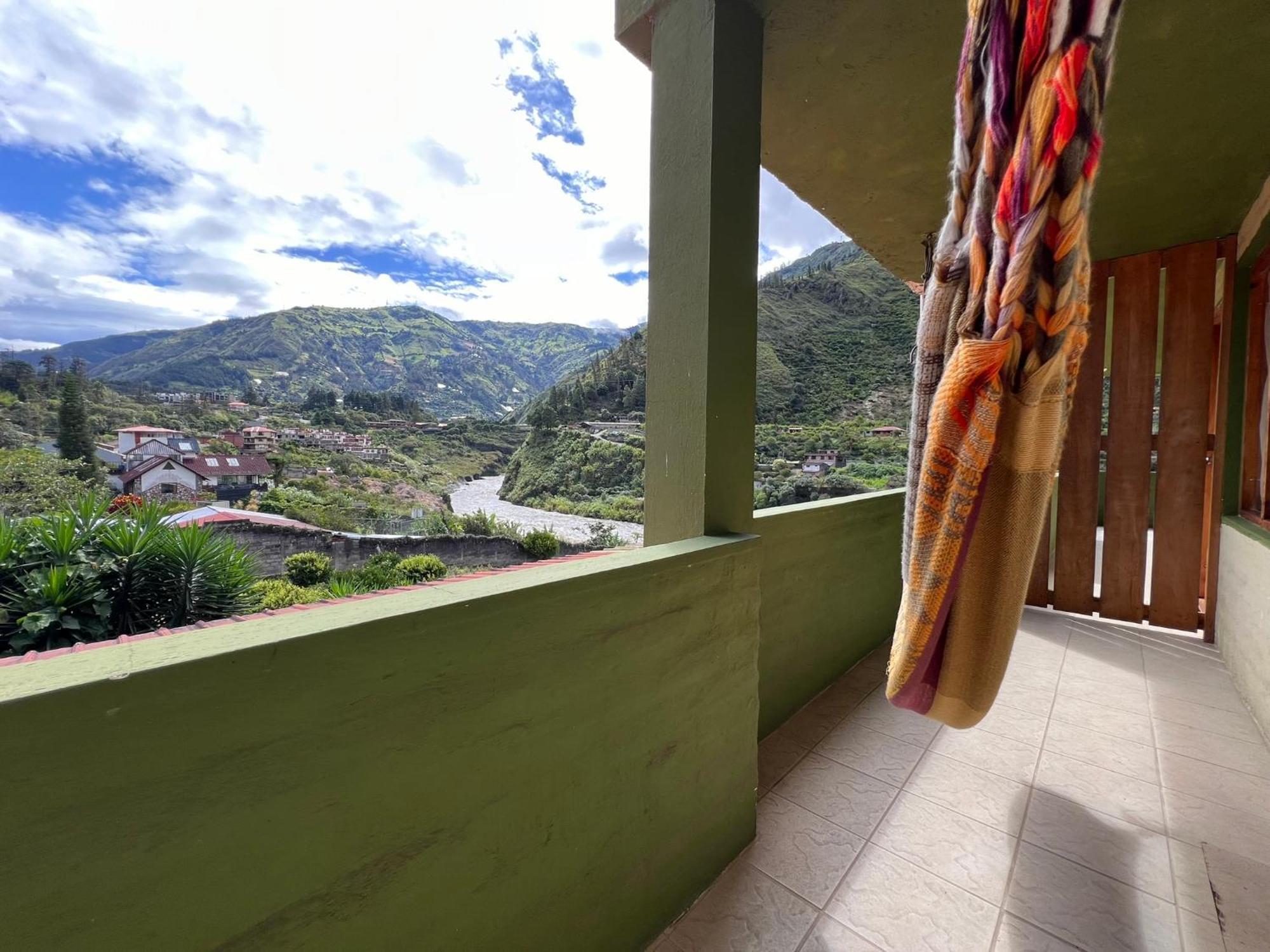 באניוס La Casa Verde Eco Guest House מראה חיצוני תמונה