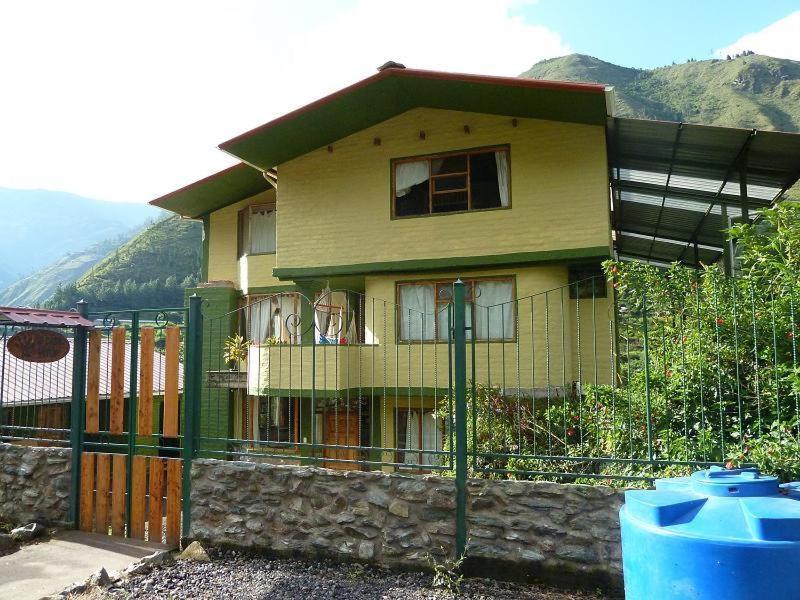 באניוס La Casa Verde Eco Guest House מראה חיצוני תמונה