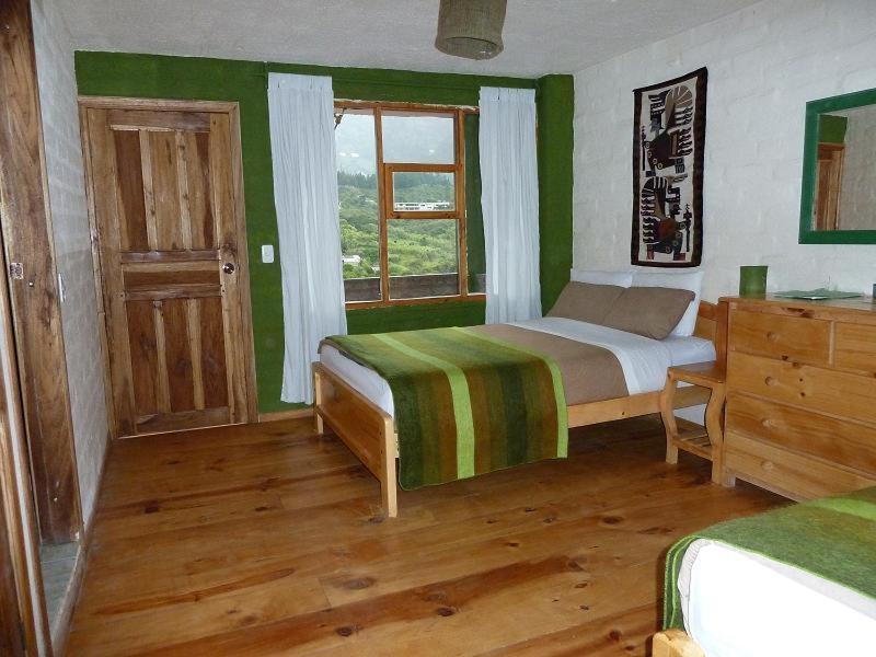 באניוס La Casa Verde Eco Guest House חדר תמונה