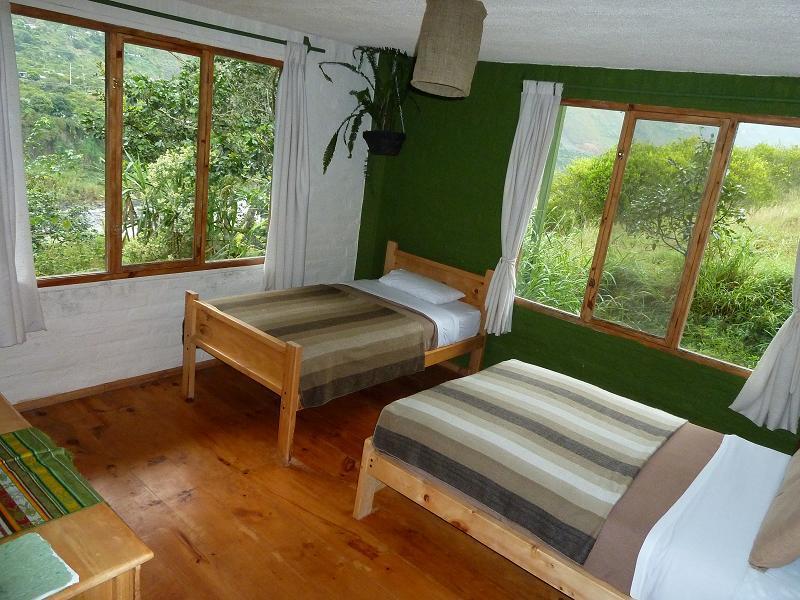 באניוס La Casa Verde Eco Guest House חדר תמונה